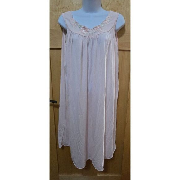 Vintage Pink Nightgown & Robe Set Embroidery Floral Details Lightweight Sleepwea - Picture 2 of 11